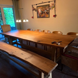Kundenprojekt: Tisch und Sitzbank aus Eiche mit A-Gestell!